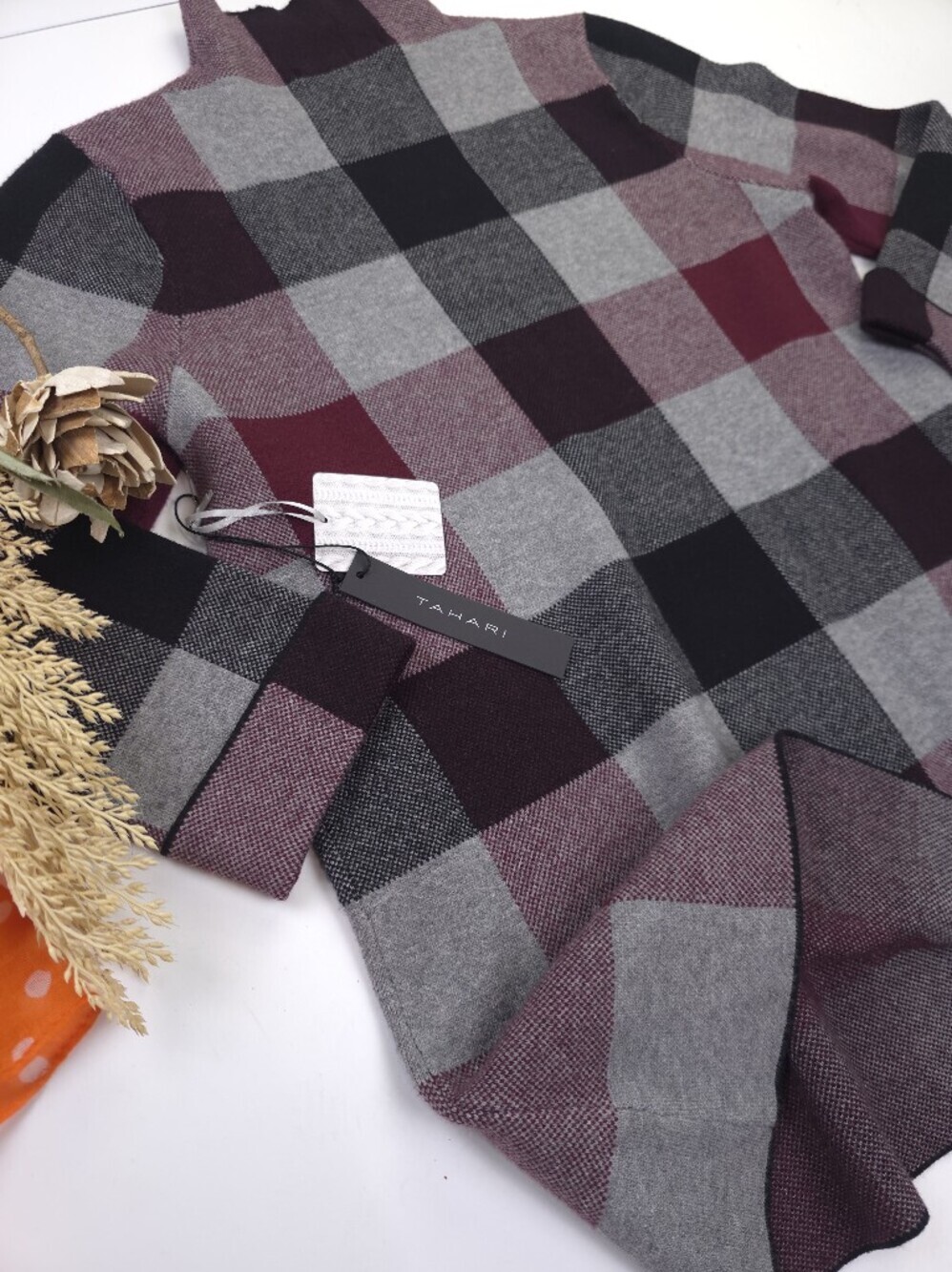 Tahari Plaid Knit Sweater - Gray & Burgundy Sz M